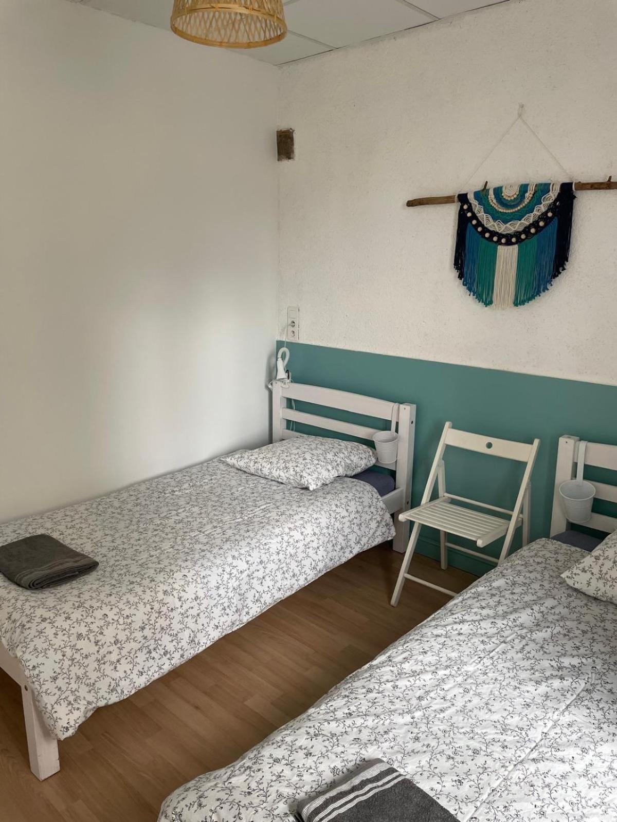 Bien Et Toit Bed & Breakfast Montredon  ภายนอก รูปภาพ